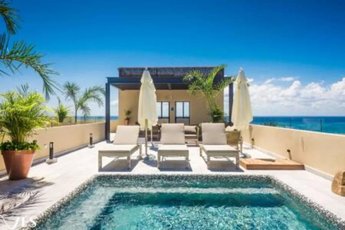 2 Br. With Rooftop Pool And Stunning Ocean View Playa del Carmen